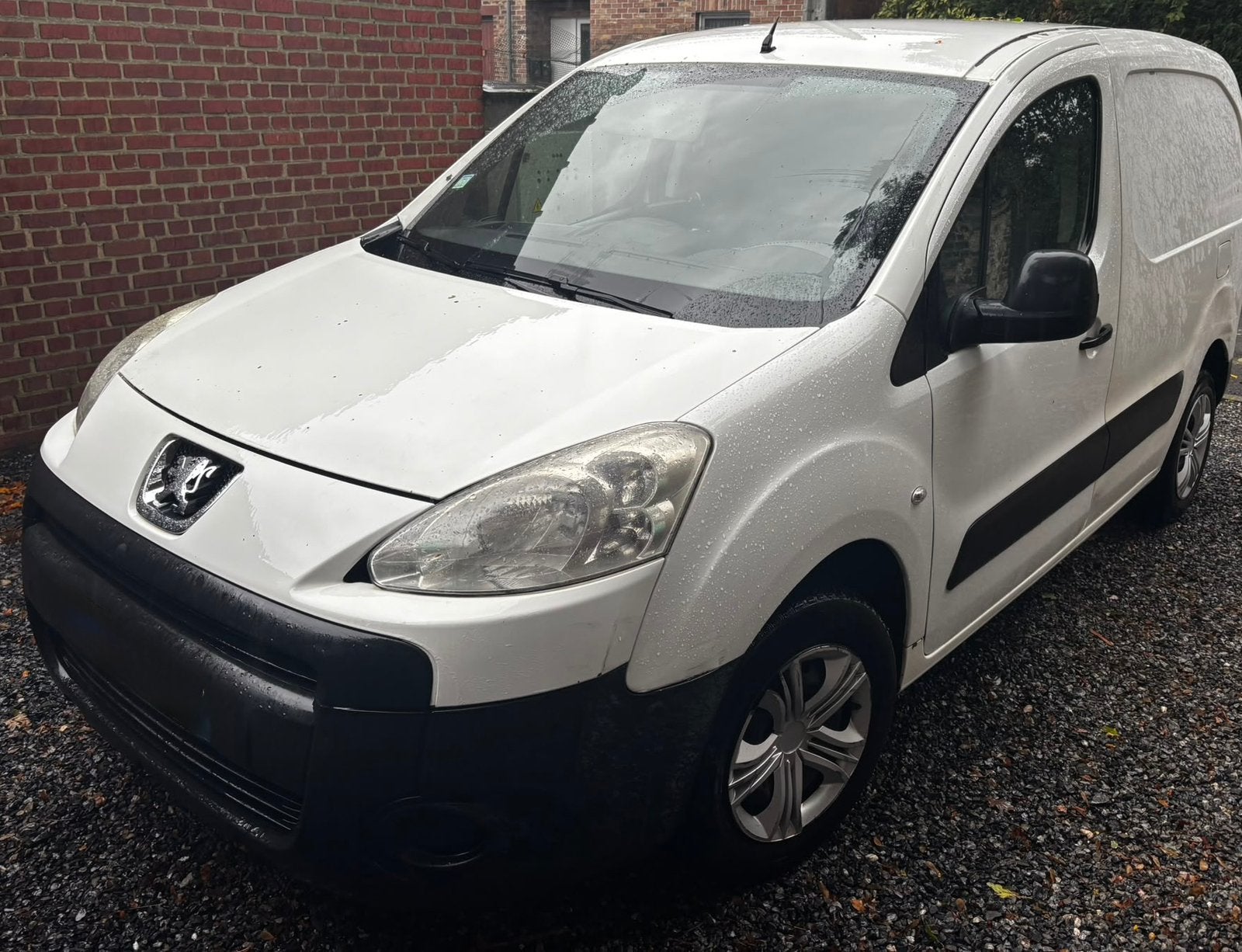 Peugeot partner 1.6 2014, Euro 5, 3 places, Boîte manuelle, Noir