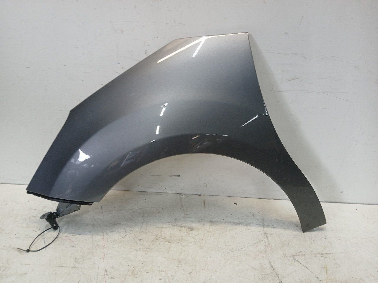 Spatbord links voor Citroën C3, Onderdelen@venauto.nl, Van der Ven Autorecycling B.V., Ettenseweg 76, 4706 PB Roosendaal, The Netherlands