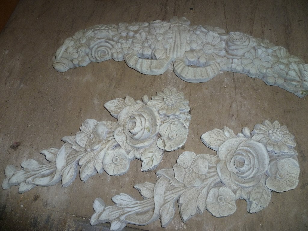 3 GIBSEN ORNAMENTEN, Antiek en Kunst, Ophalen