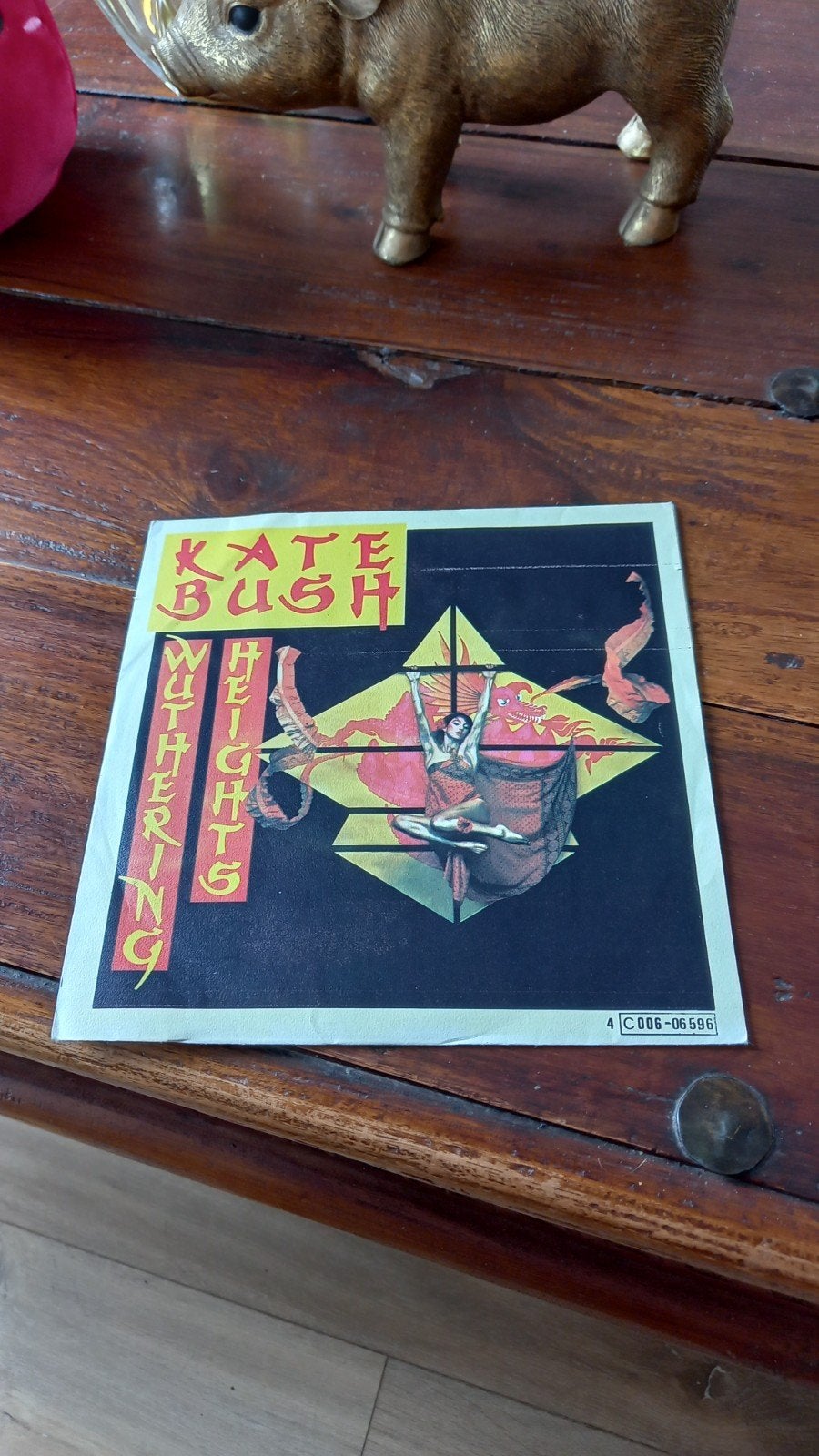 Vinyl (45t) kate bush "wuthering heights", Enlèvement