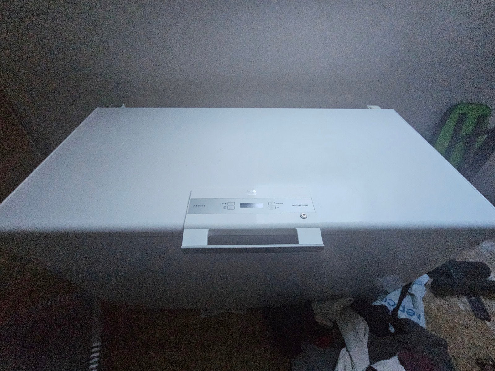 Kistvriezer 260l AEG, Elektronische apparatuur, Ophalen