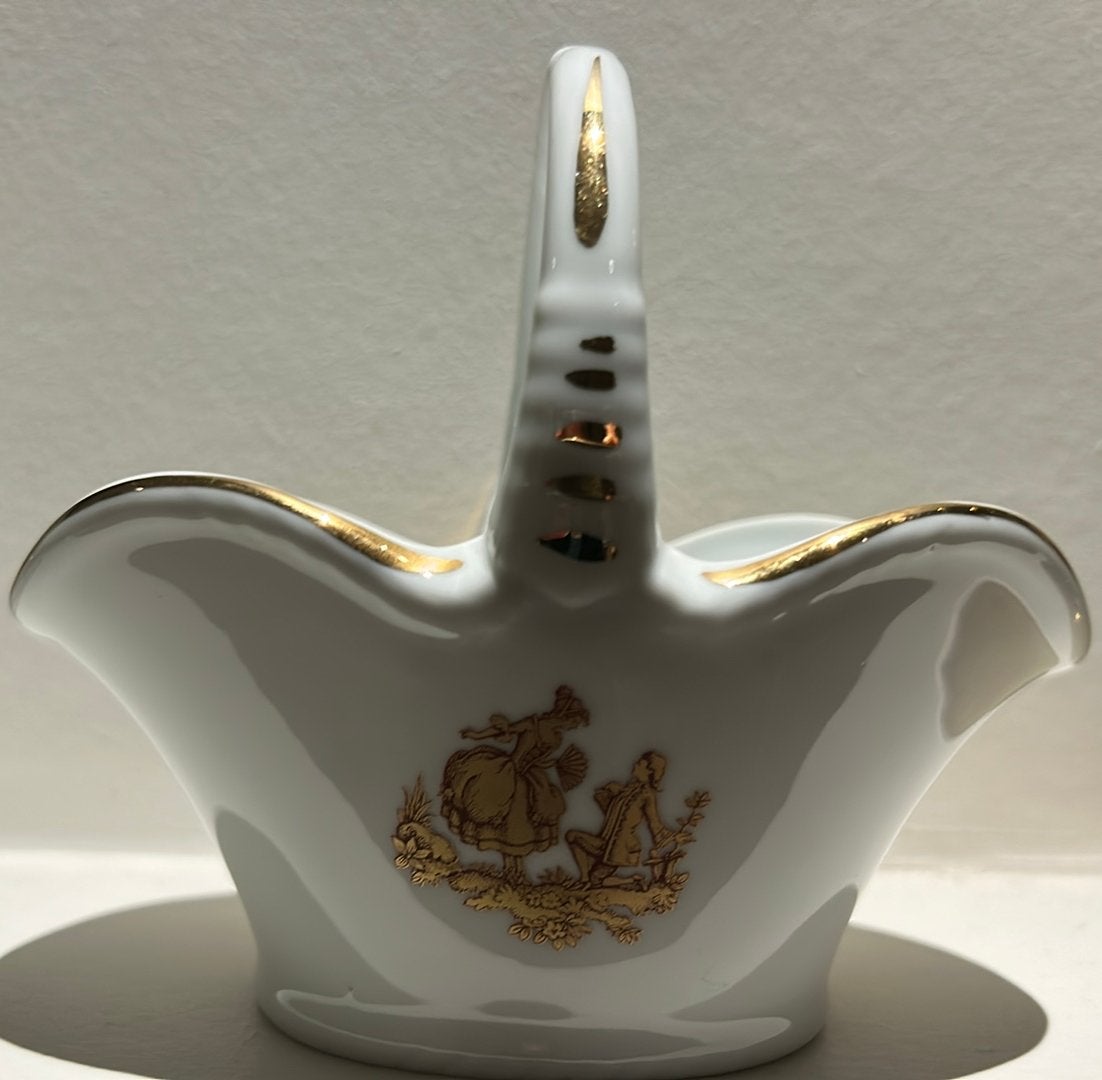 Prachtig vintage porseleinen Limoges mandje met goudaccenten, Ophalen