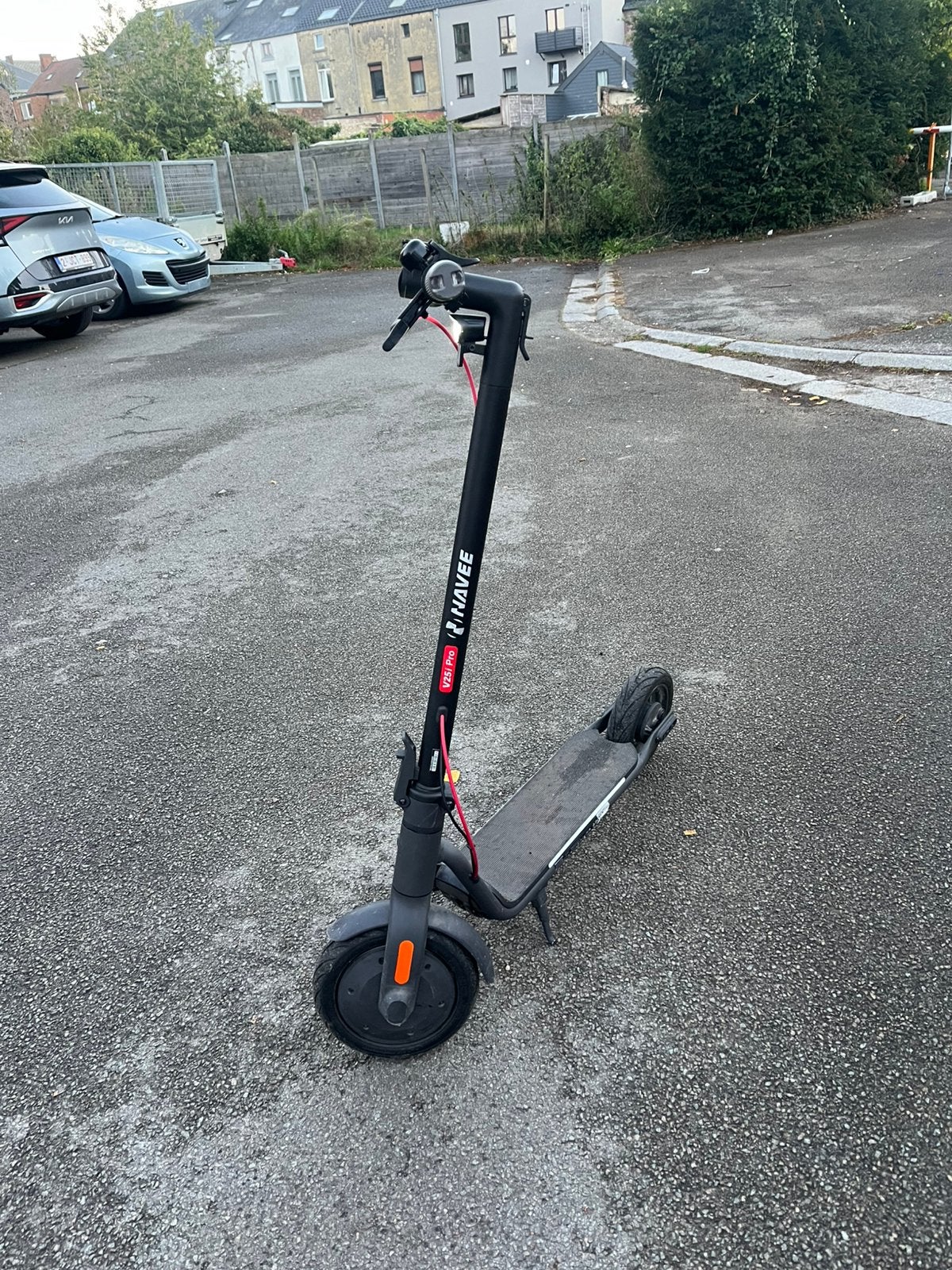Trotinette electrique navee v25i pro, Vélos & Vélomoteurs, Enlèvement, Comme neuf