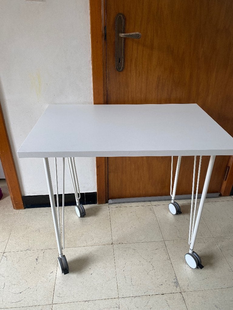 Wit tafel of bureautje, Ophalen