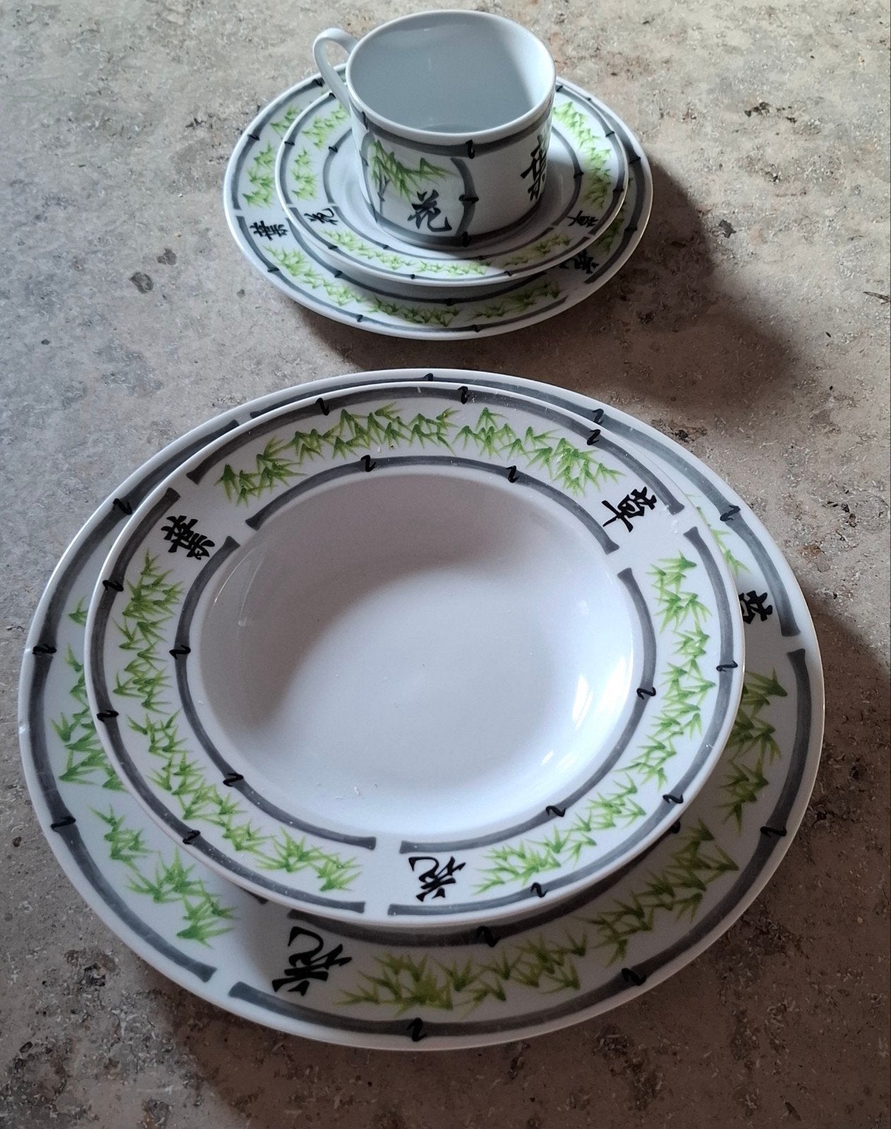 Eetservies, Huis en Inrichting, Keuken | Servies, Ophalen, Bord(en)