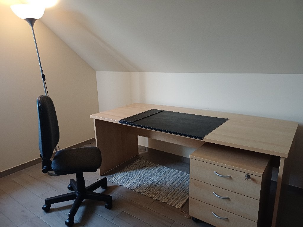 Complete bureauset: bureautafel, -stoel, kast & ladeblok, Gebruikt, Scandinavisch, Hout, 180 cm