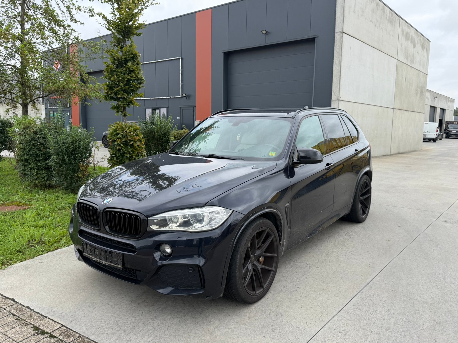 BMW x5 - m paker 3.0 xdrive 2014 - 260.000km Start rijd, Enlèvement ou Envoi, Automatique, BMW