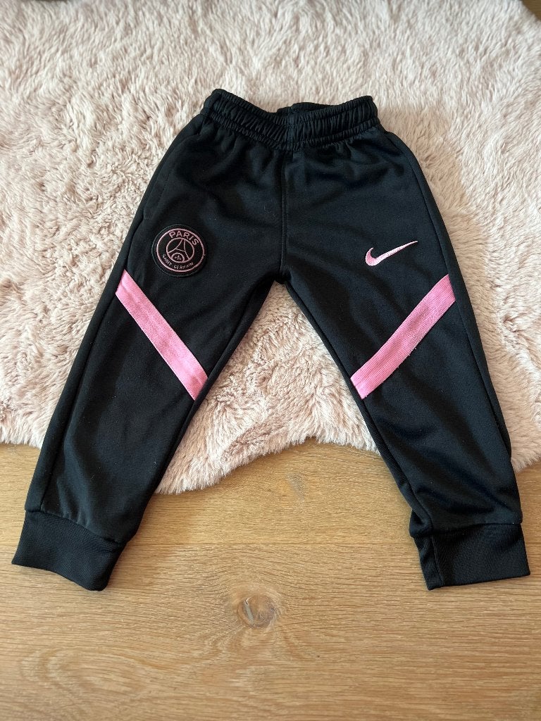 Trainingsbroek Nike, Kleding | Heren, Sportkleding, Nike, Overige maten, Ophalen of Verzenden, Zo goed als nieuw