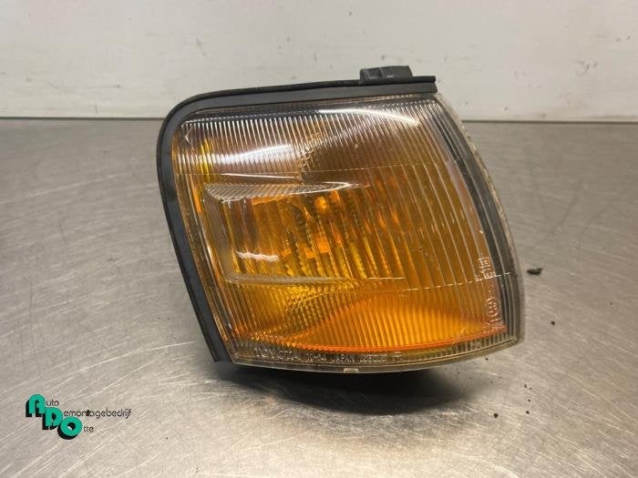 Feu clignotant droit d'un Toyota Starlet (Starlet 90-), Autos : Pièces & Accessoires, Éclairage, Toyota, Utilisé, 3 mois de garantie