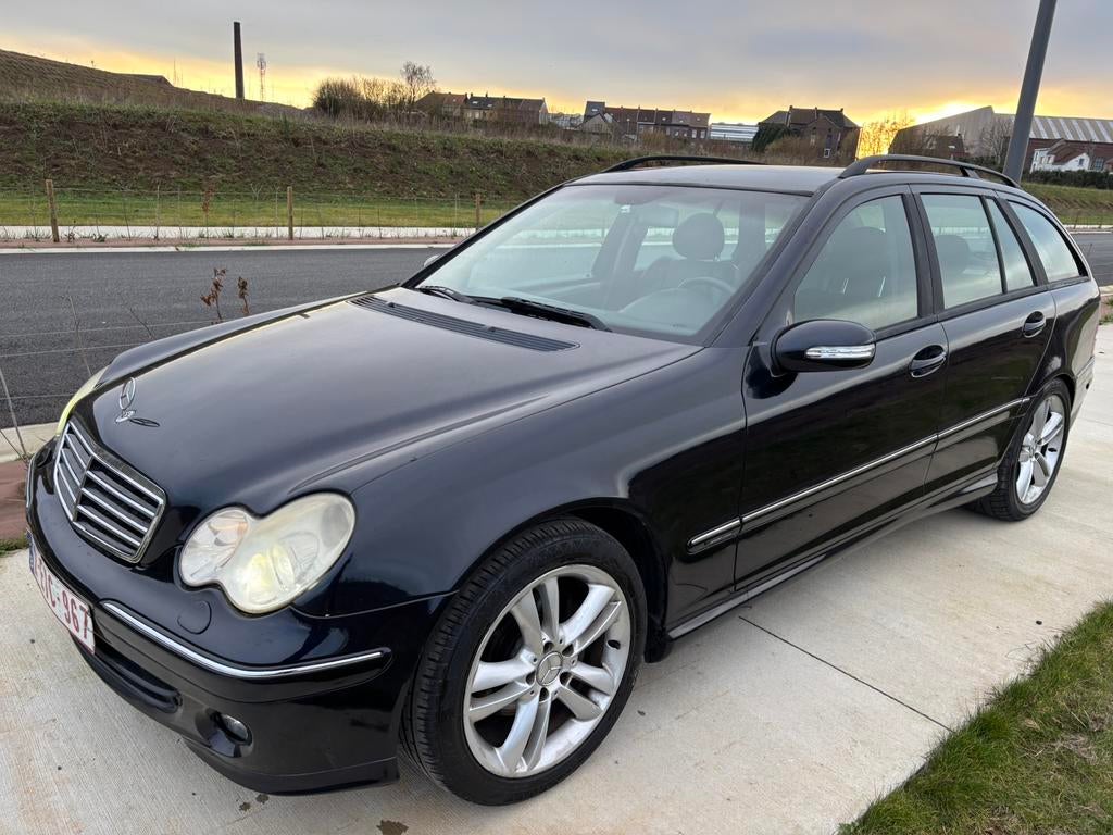 Mercedes-Benz C 220 CDI Break Avantgarde Xénon-cuir, Autos, Cuir, Achat, Entreprise, Boîte manuelle