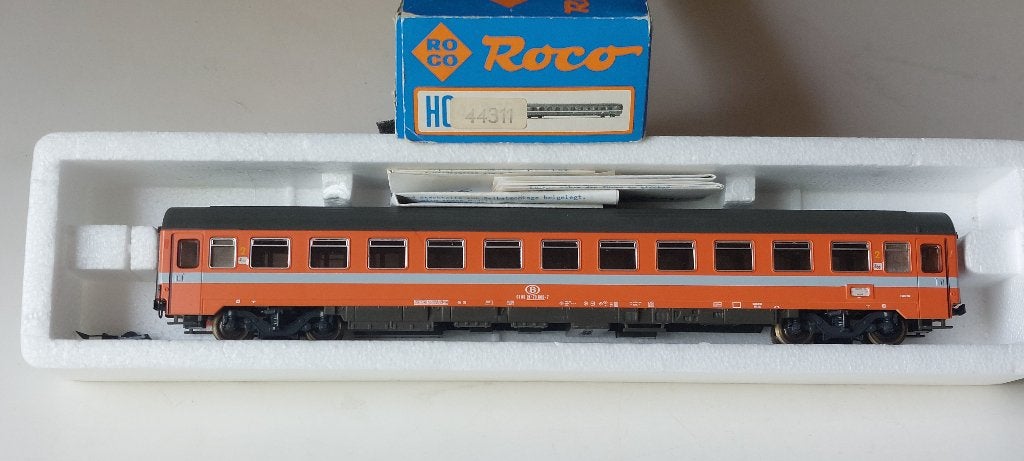 SNCB/NMBS ROCO VOITURE I6B11*2/2CL.*HO*DC N 4237D, Analogique, Roco, Set de Trains, Envoi