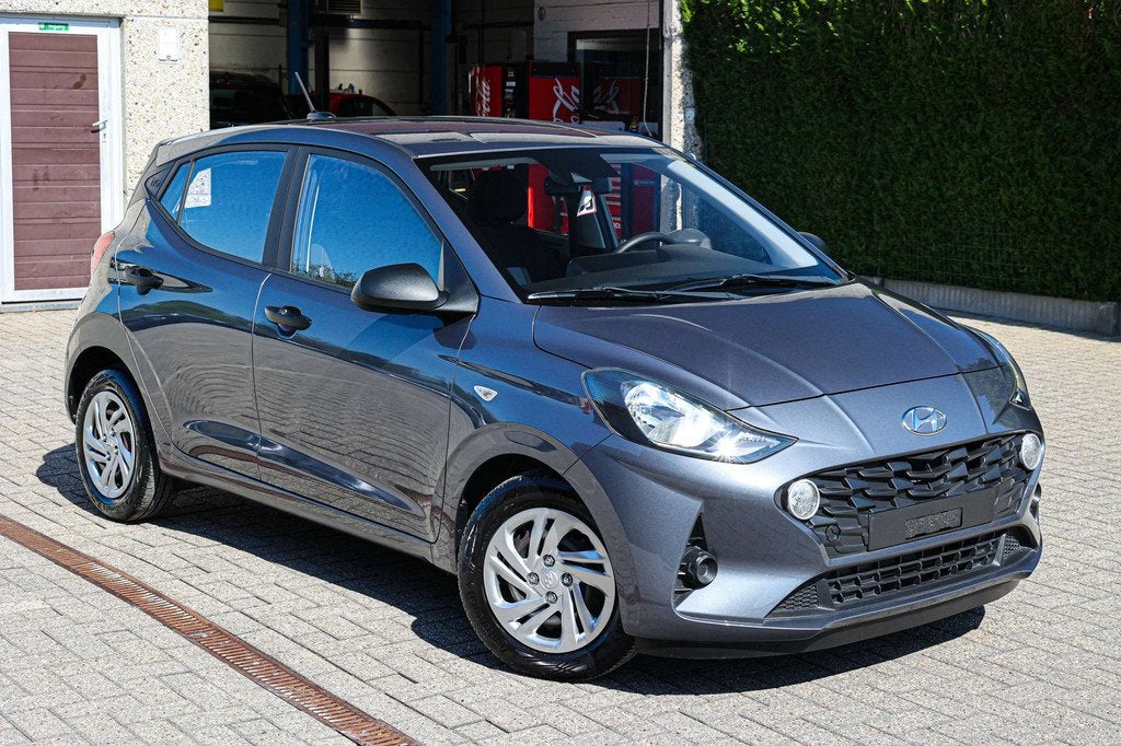 Hyundai i10 PARKEERSENSOREN*CRUISE-CONTROLE*CENTRALE-VERGREN, Auto's, Hyundai, Voorwielaandrijving, Gebruikt, https://public.car-pass.be/vhr/3e478c74-ce28-4228-a7a7-b8fd11db81e8