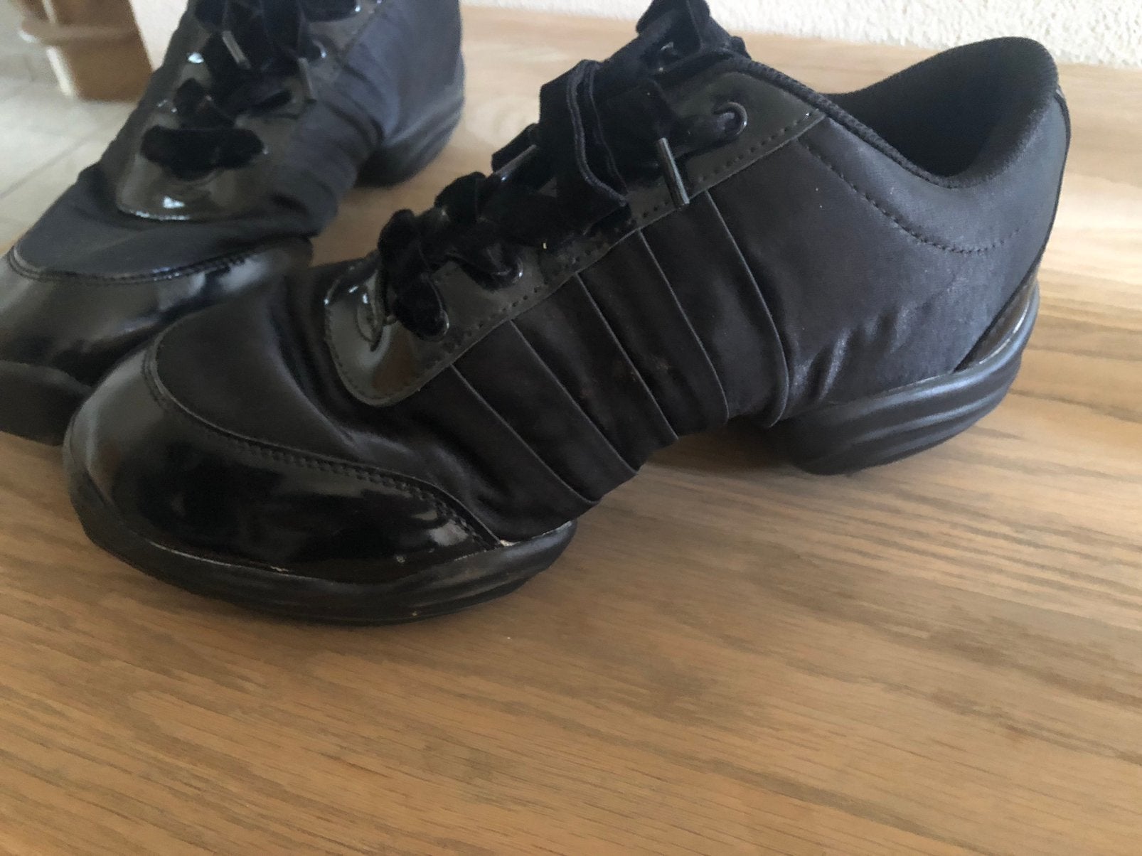 Zeer goed onderhouden dansschoenen maat 40, Sports & Fitness, Danse, Enlèvement ou Envoi, Comme neuf