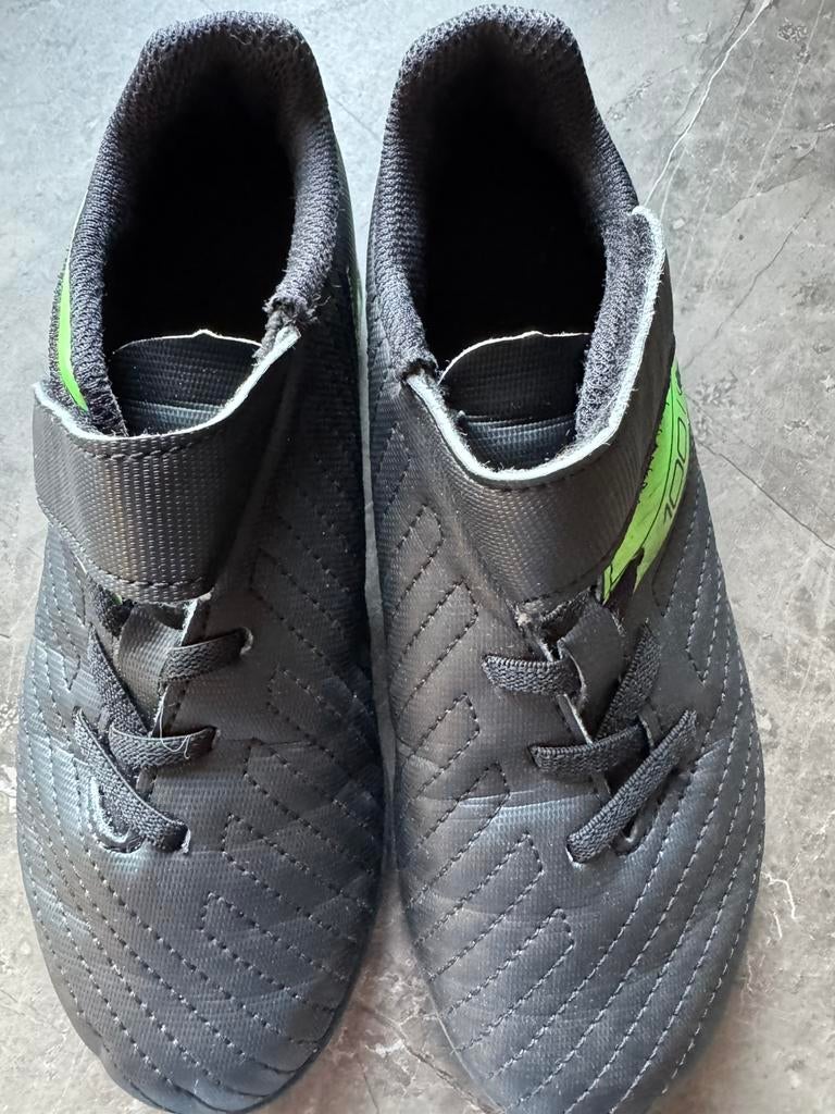 Voetbalschoenen Kipsta, Ophalen of Verzenden, Zo goed als nieuw, Schoenen