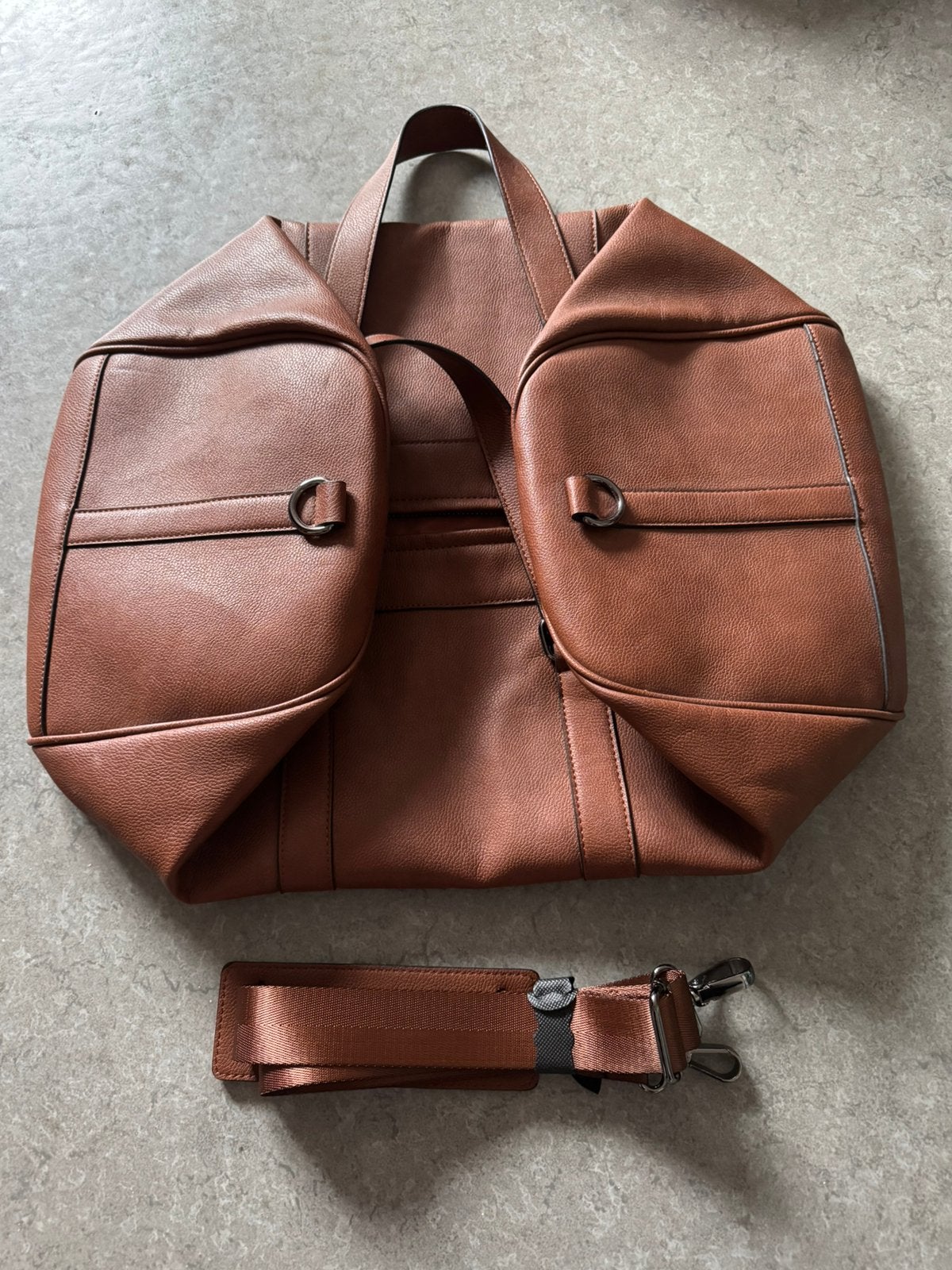 Nieuw lederen damestas, Handtassen en Accessoires, Tassen | Damestassen, Ophalen of Verzenden, Zo goed als nieuw