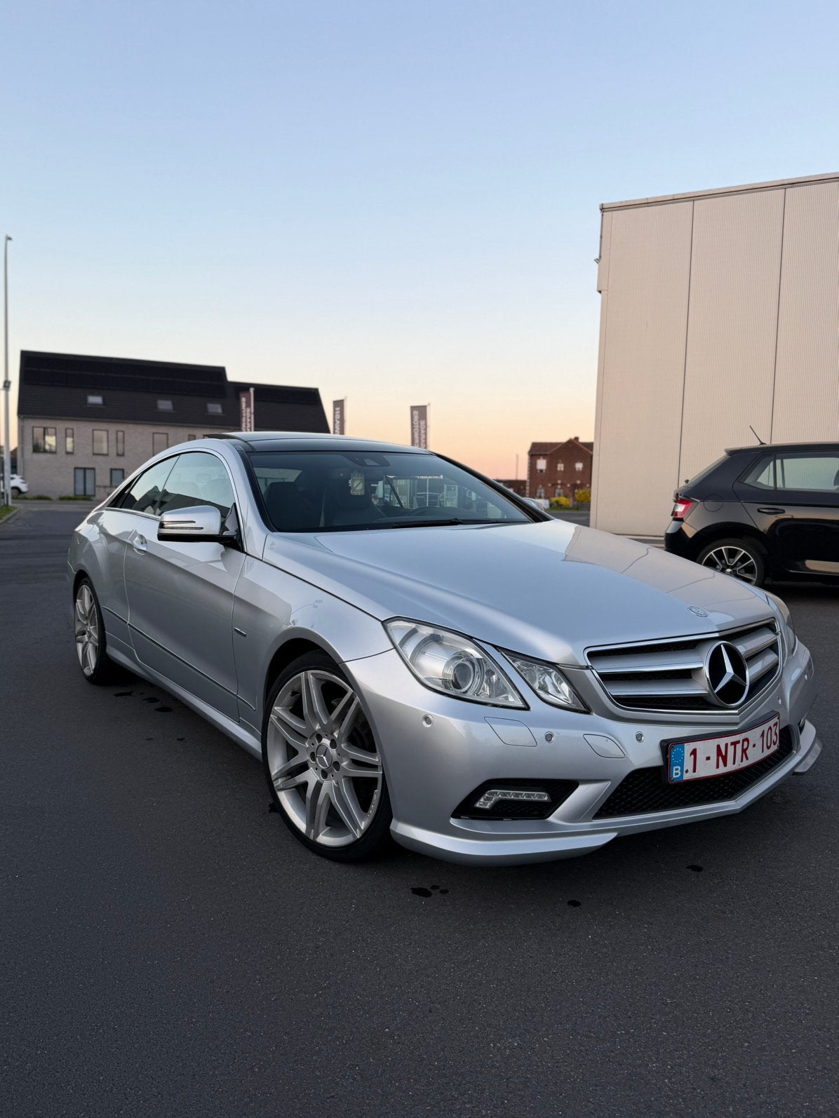 Mercedes E220 CDI Coupé Euro5, Auto's, Automaat, Euro 5, Zwart, Leder