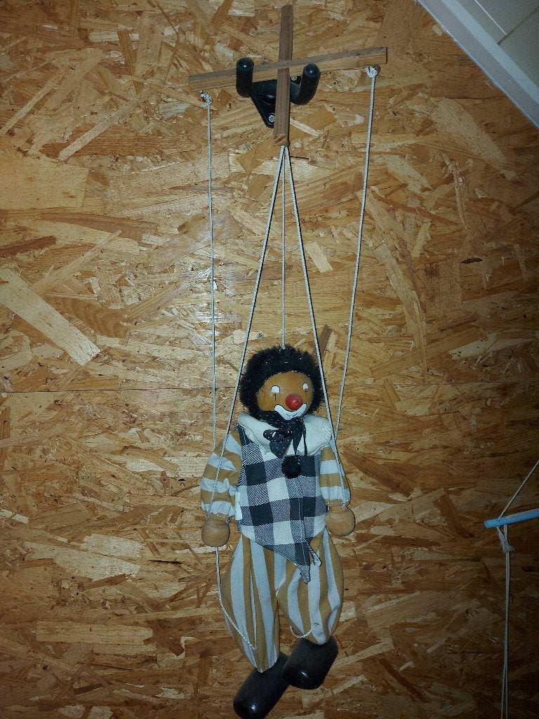 Marionette poppen, Ophalen, Gebruikt