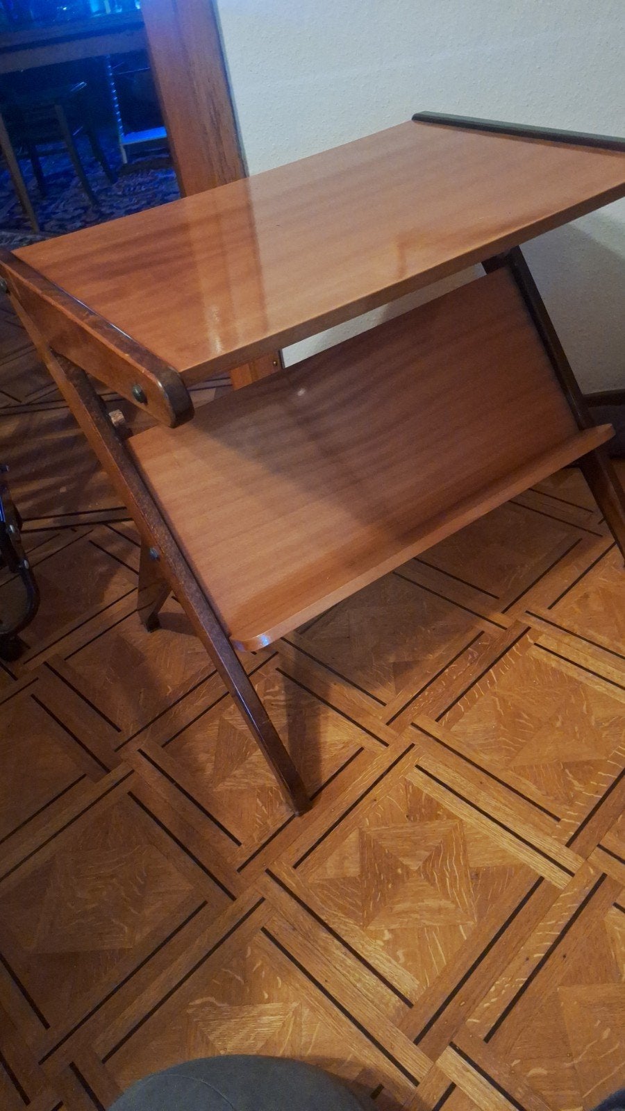 Vintage teak lectuurrek, Enlèvement