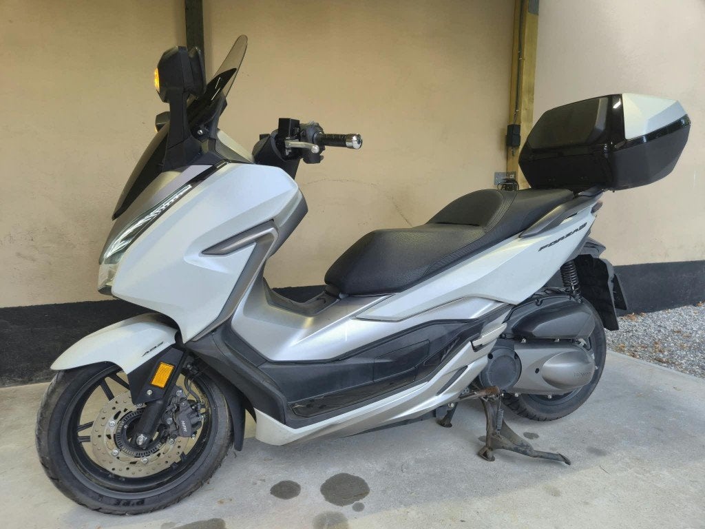moto, Motos, 300 cm³, Scooter, Occasion, Particulier