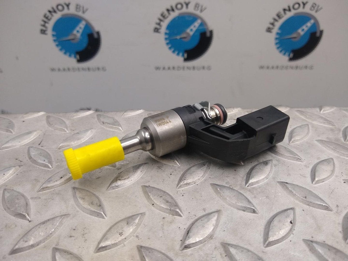 VOLKSWAGEN PHAETON BRANDSTOF INJECTOR / VERSTUIVER 2015, Auto-onderdelen, Brandstofsystemen, Ophalen of Verzenden, Gebruikt, ARN erkend