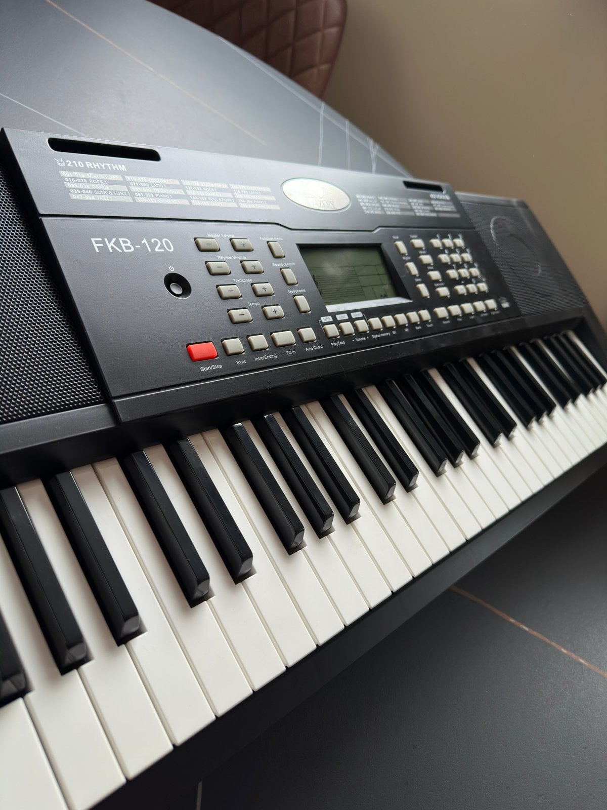 Fazley FKB-120 Keyboard (61 aanslaggevoelige toetsen), Musique & Instruments, Claviers, Enlèvement, Comme neuf, Sensitif
