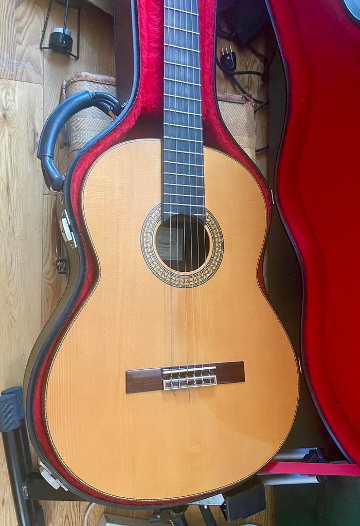 Juan Hernandez Profesor 2004 concert guitar gitaar rosewood, Musique & Instruments, Enlèvement ou Envoi, Utilisé, Guitare classique ou espagnole