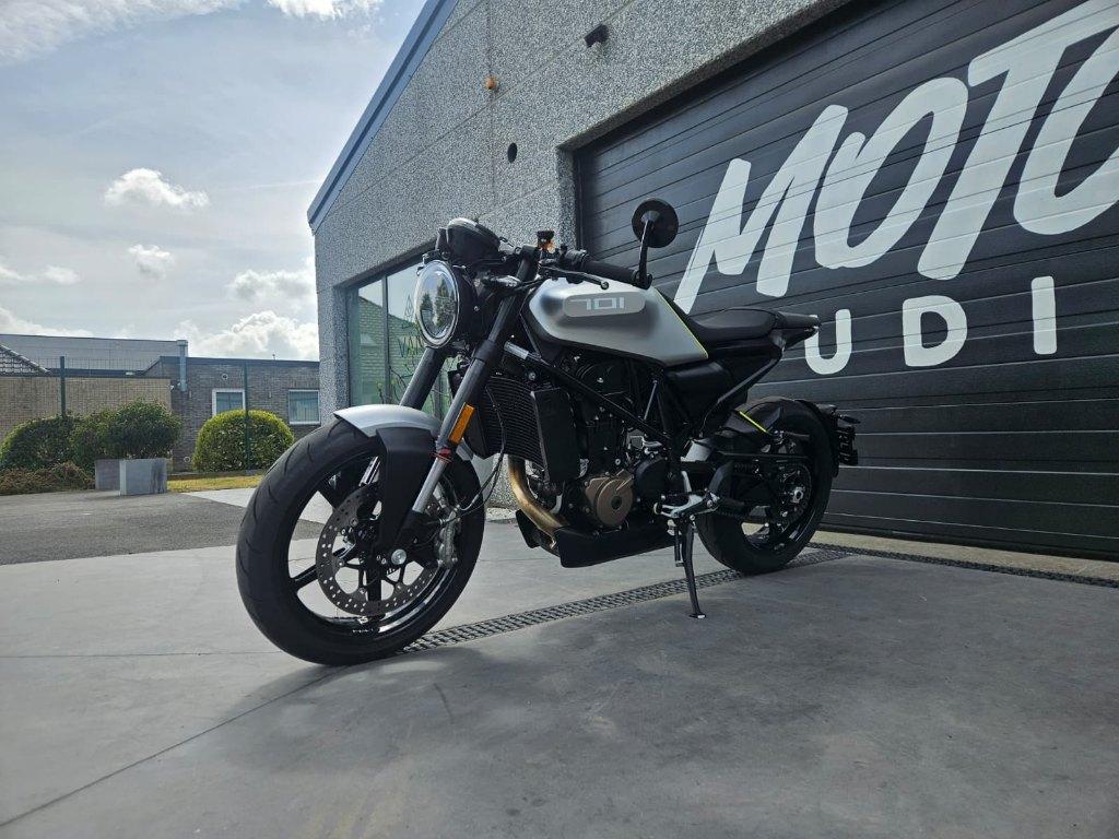 Husqvarna Vitpilen 701 - 2018 - 5200km - garantie, Motoren, Motoren | Husqvarna, Bedrijf, Naked bike, meer dan 35 kW, 1 cilinder