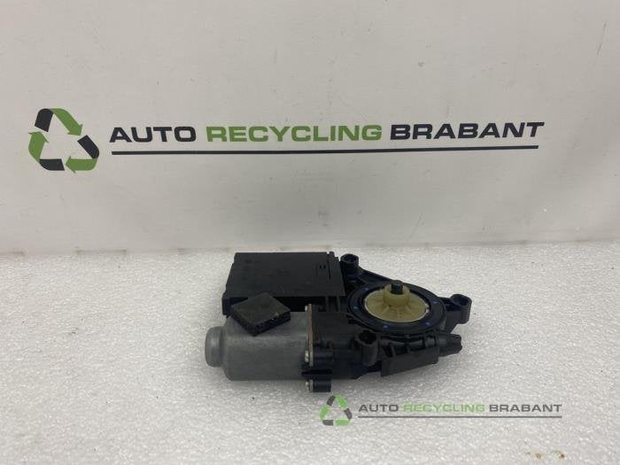 Moteur de vitre portière d'un Volkswagen Golf, -, 3 mois de garantie, Utilisé, -