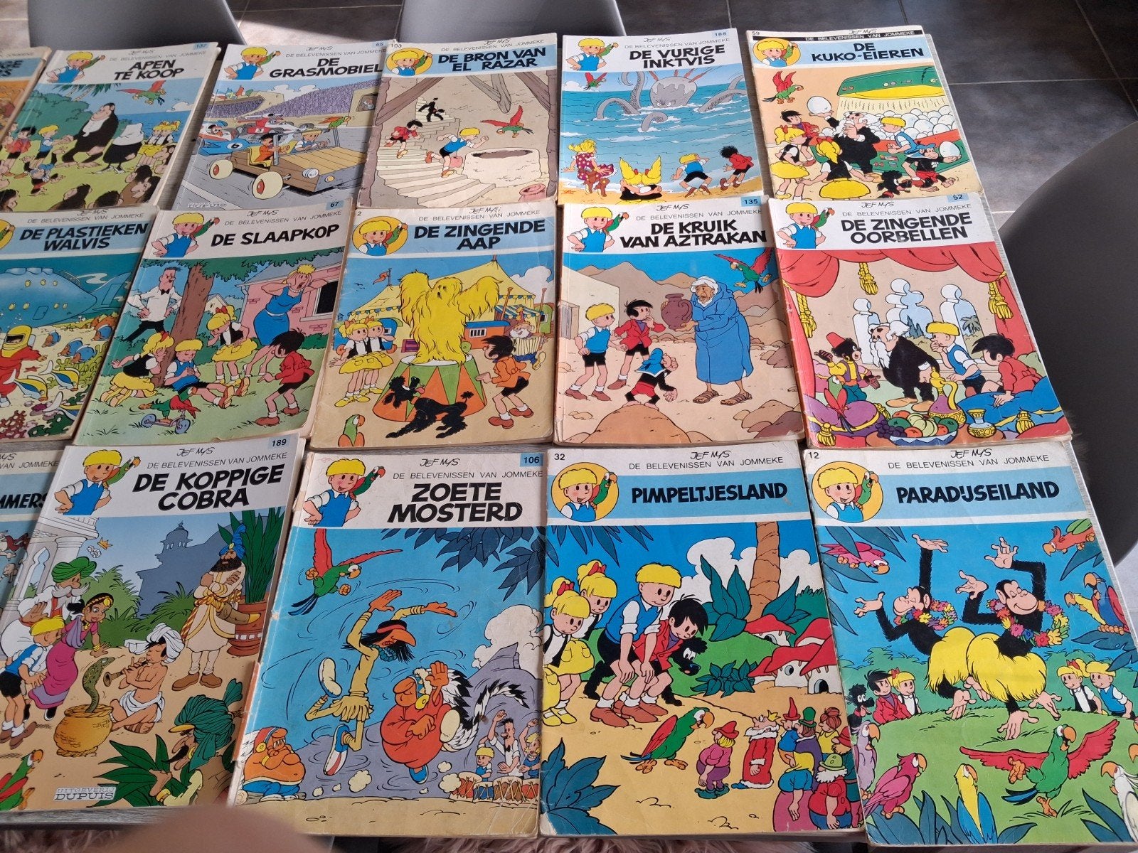 laatste stripverhalen, Ophalen