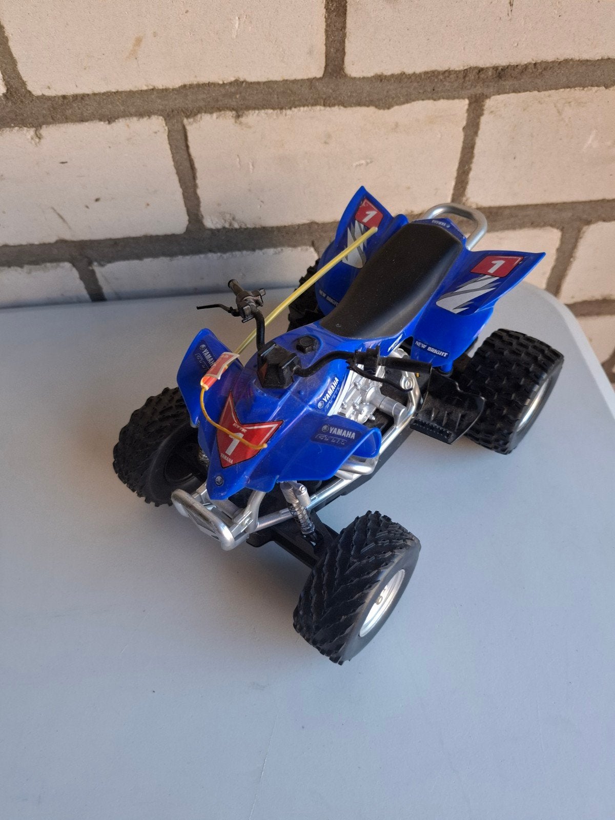 blauw Yamaha YFZ 450, Ophalen