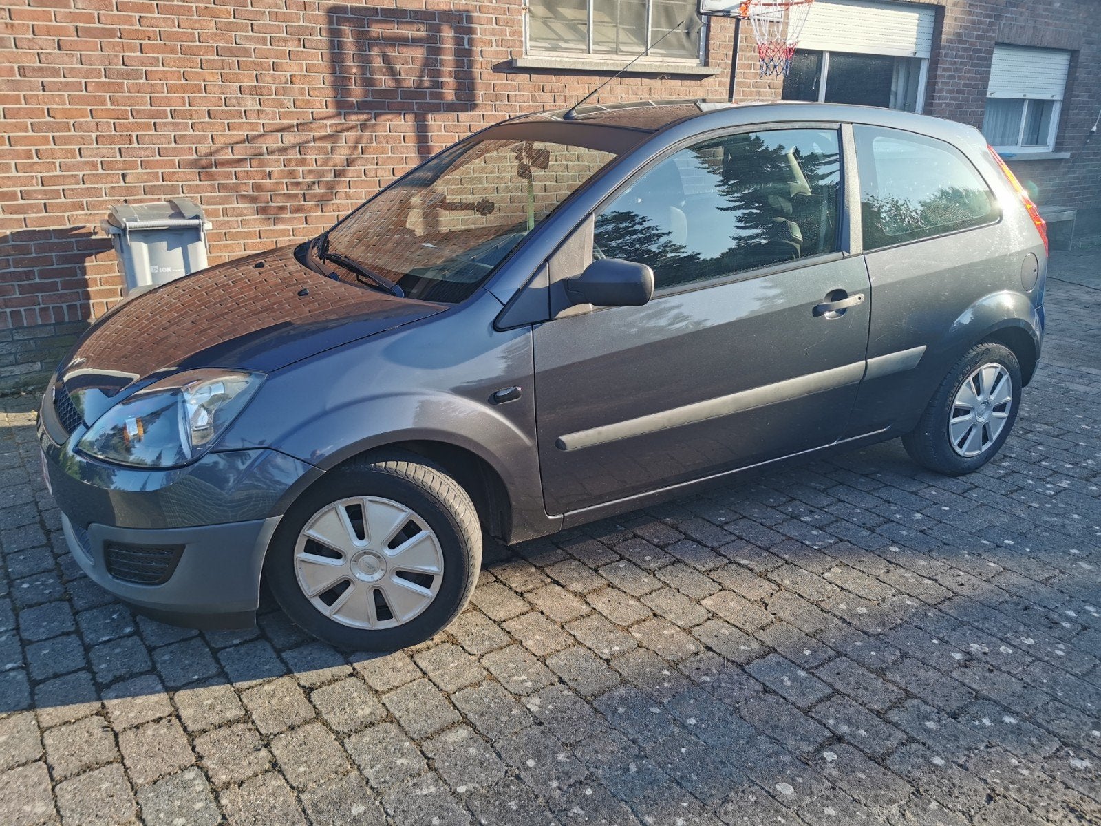 ford fiesta, Auto's, Voorwielaandrijving, Overige kleuren, Handgeschakeld, Particulier