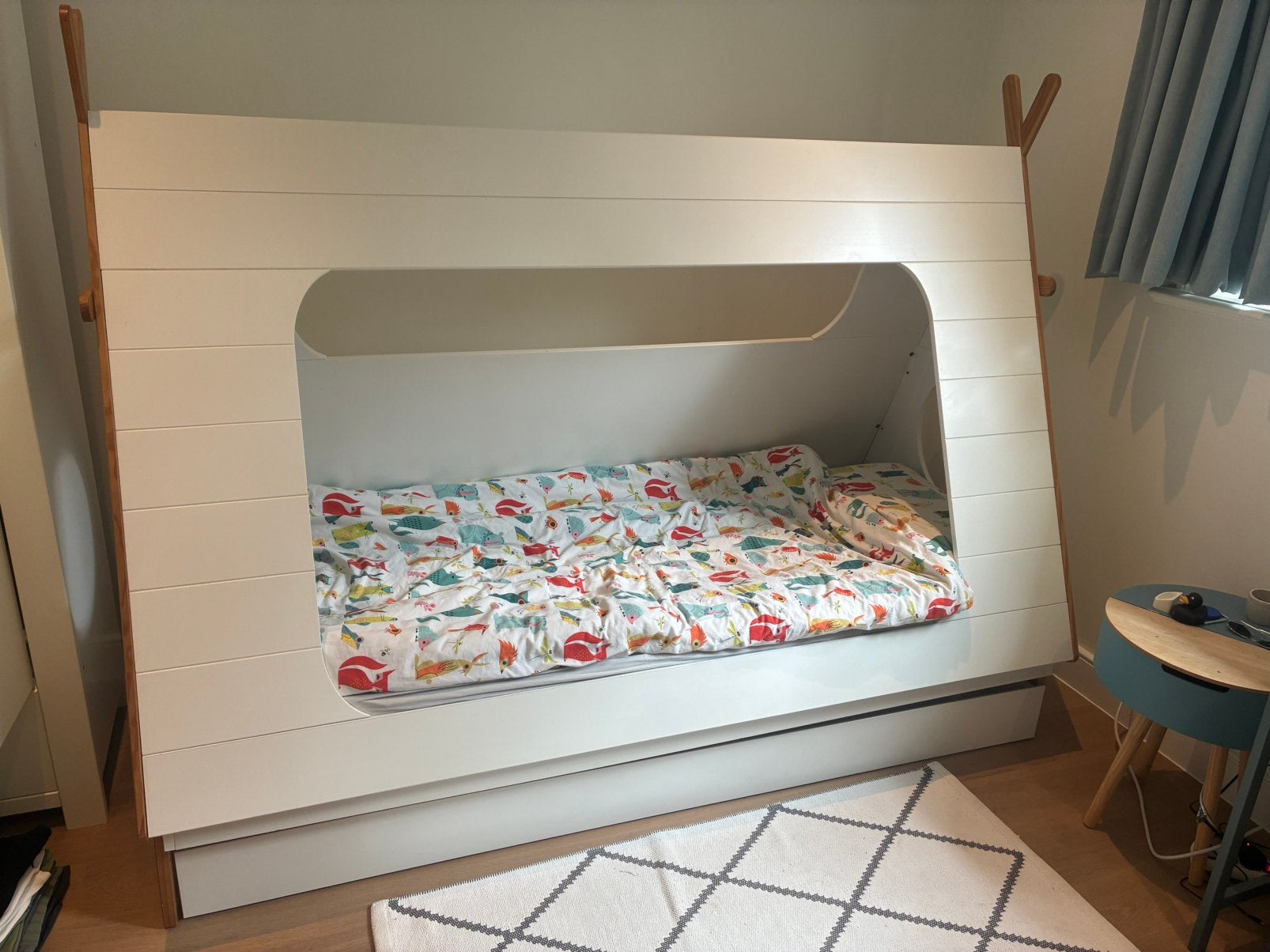 Tipi bed met opbergbak, Ophalen, 85 tot 100 cm, Gebruikt, Lattenbodem