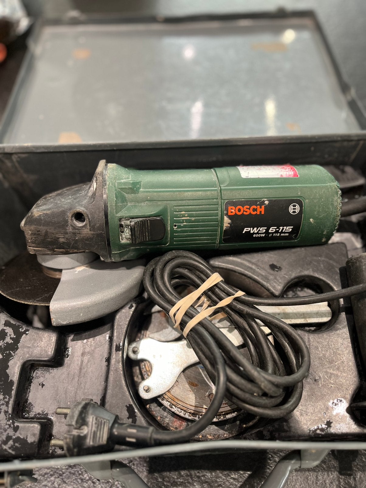 Meuleuse Bosch PWS 6-115 de 600w, Enlèvement, Utilisé, Moins de 700 watts