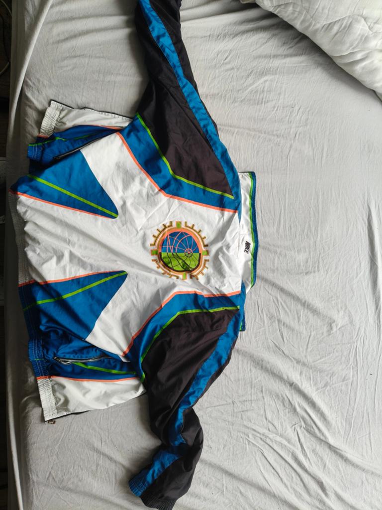 90's Nike Windrunner., Nike, Enlèvement, Porté, Blanc