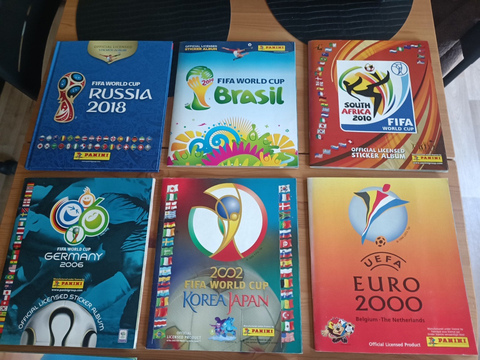 Lot complet 8 albums Panini Coupe du Monde 1990 à 2018 (Éd., Enlèvement