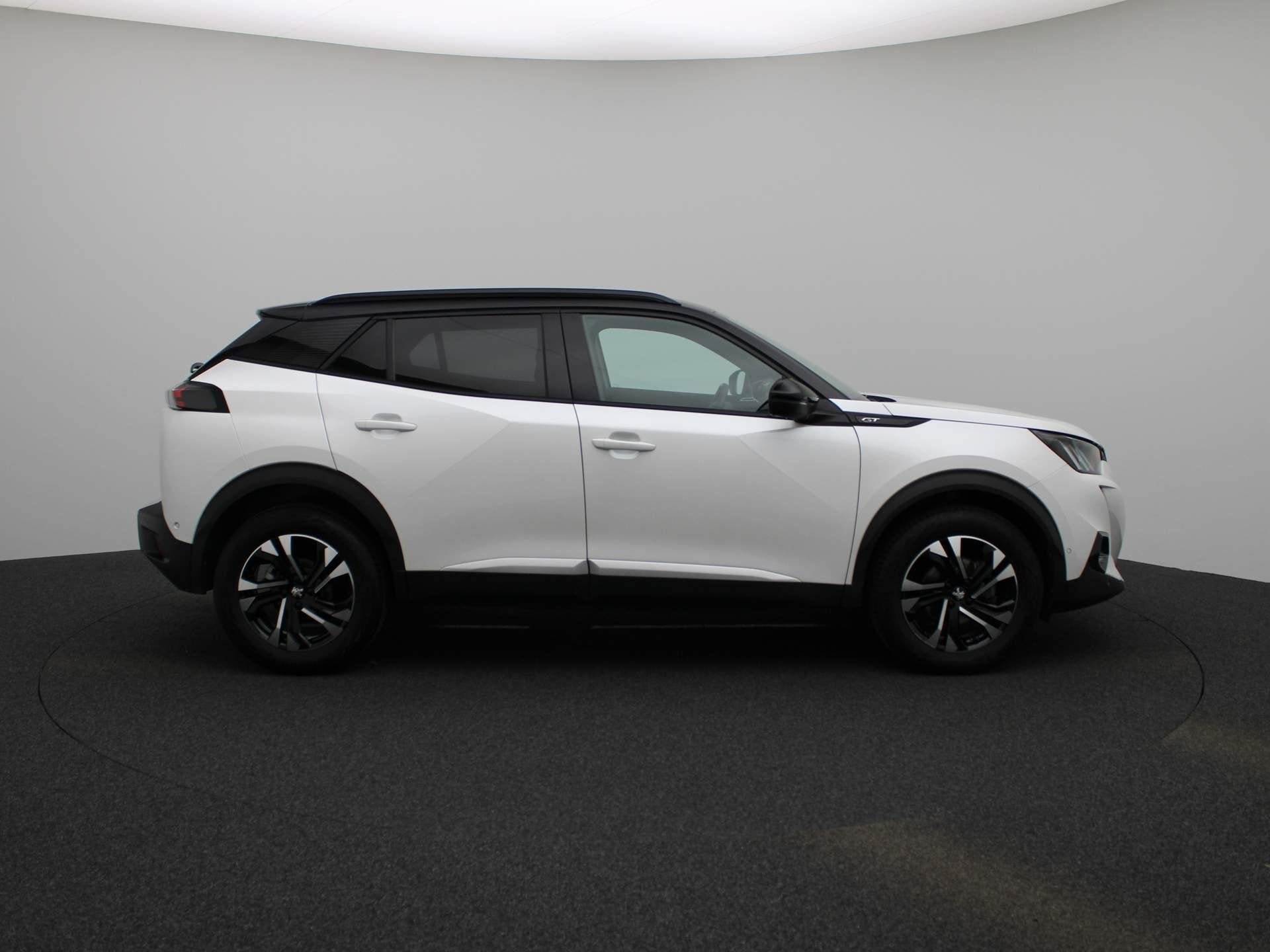 Peugeot 2008 GT-Line, Auto's, 118 g/km, Stof, https://public.car-pass.be/vhr/382d82e0-89d1-4c0d-8c01-db3434a57512, Wit