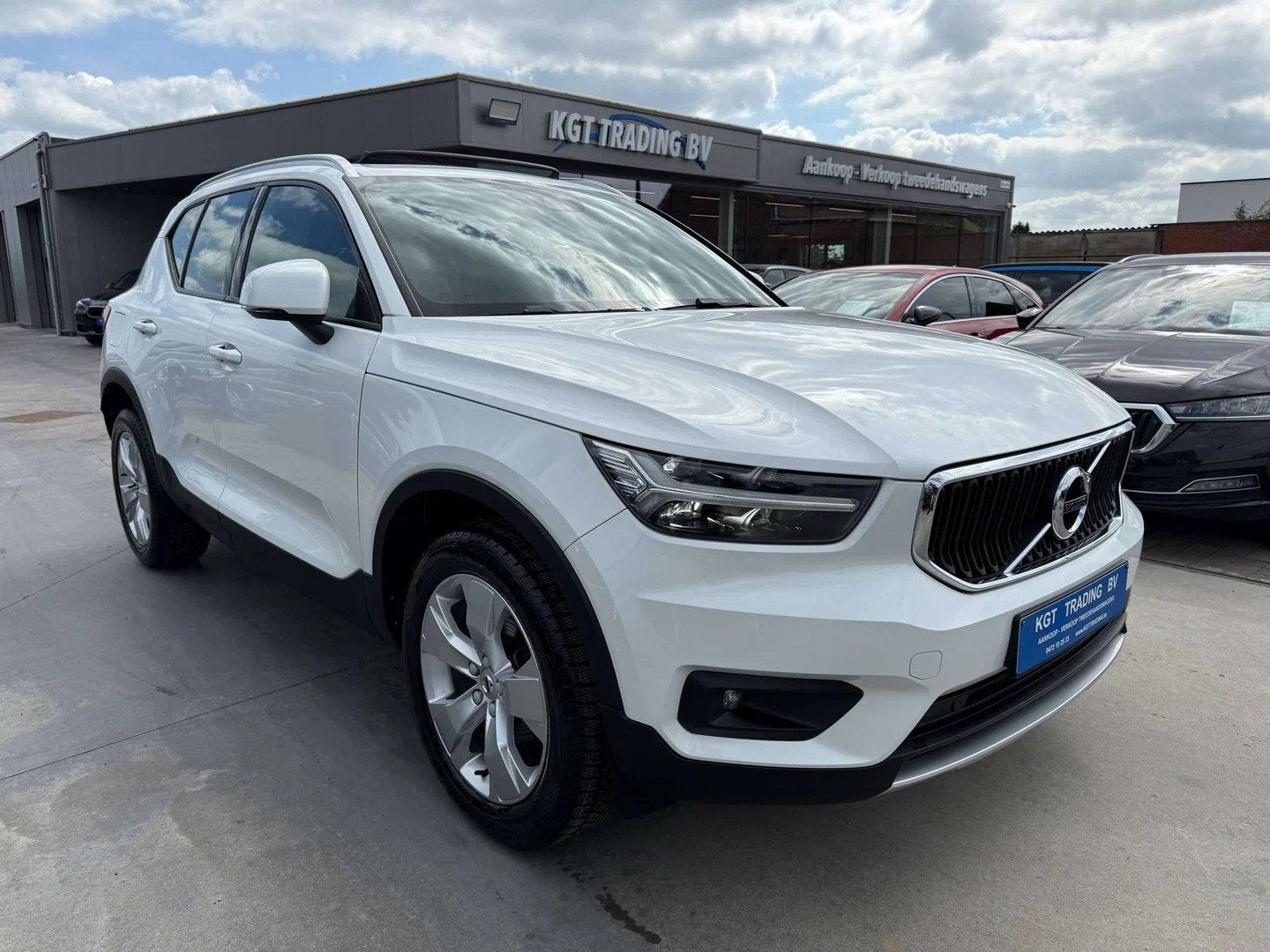 Volvo XC40 1.5 T2 NAVIGATIE ZWART LEDER OPENDAK CARPLAY DAB, Cuir, Achat, Euro 6, Entreprise