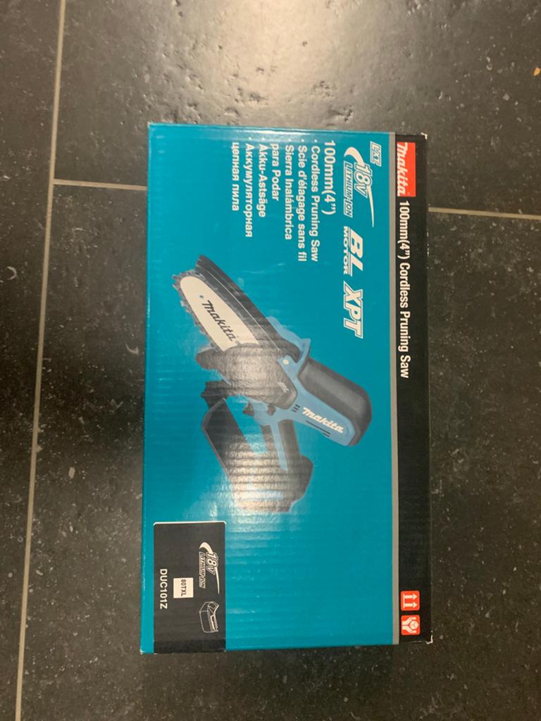 Makita Kettingzaag 18V, Ophalen, Nieuw, Accu