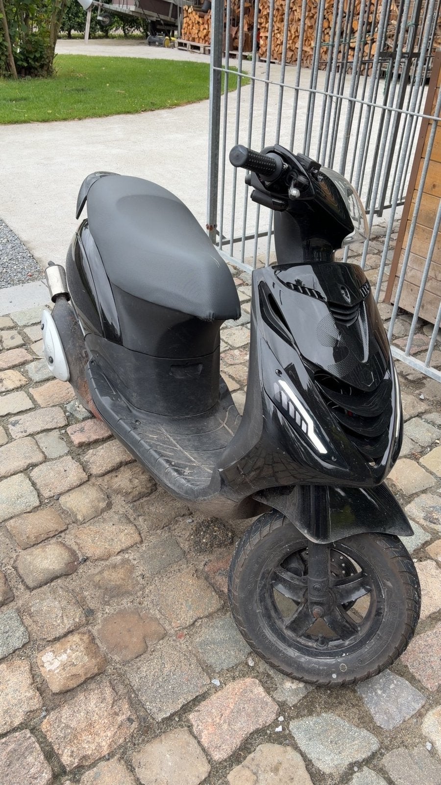 Piaggio zip 2 takt, Fietsen en Brommers, Scooters | Piaggio, Ophalen, Tweetakt, Gebruikt, Zip