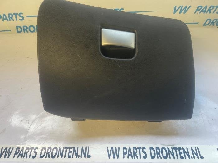 Boîte à gants d'un Alfa Romeo Mito, -, 3 mois de garantie, Utilisé, Alfa Romeo