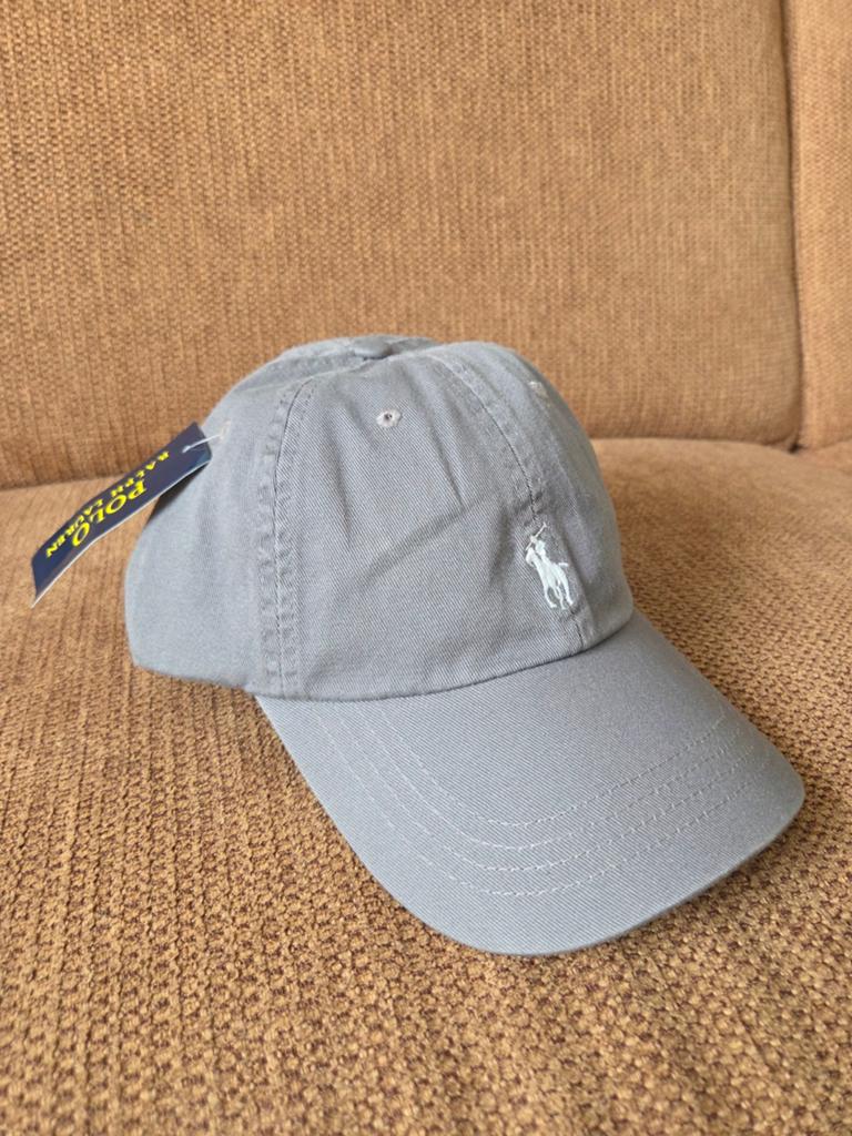Nouveau chapeau Ralph Lauren gris avec cheval blanc, Neuf, One size fits all, Polo Ralph Lauren, Casquette