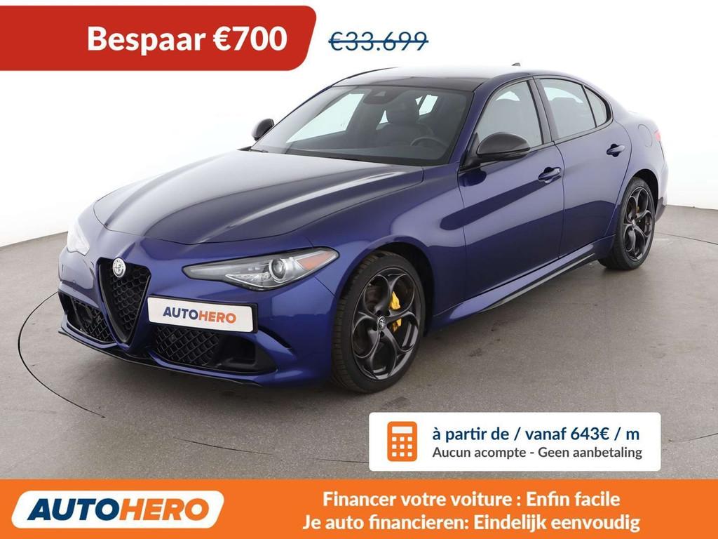 Alfa Romeo Giulia 2.0 Turbo Super Q4 (automatique), Cuir, Achat, Automatique, Quatre roues motrices / 4X4
