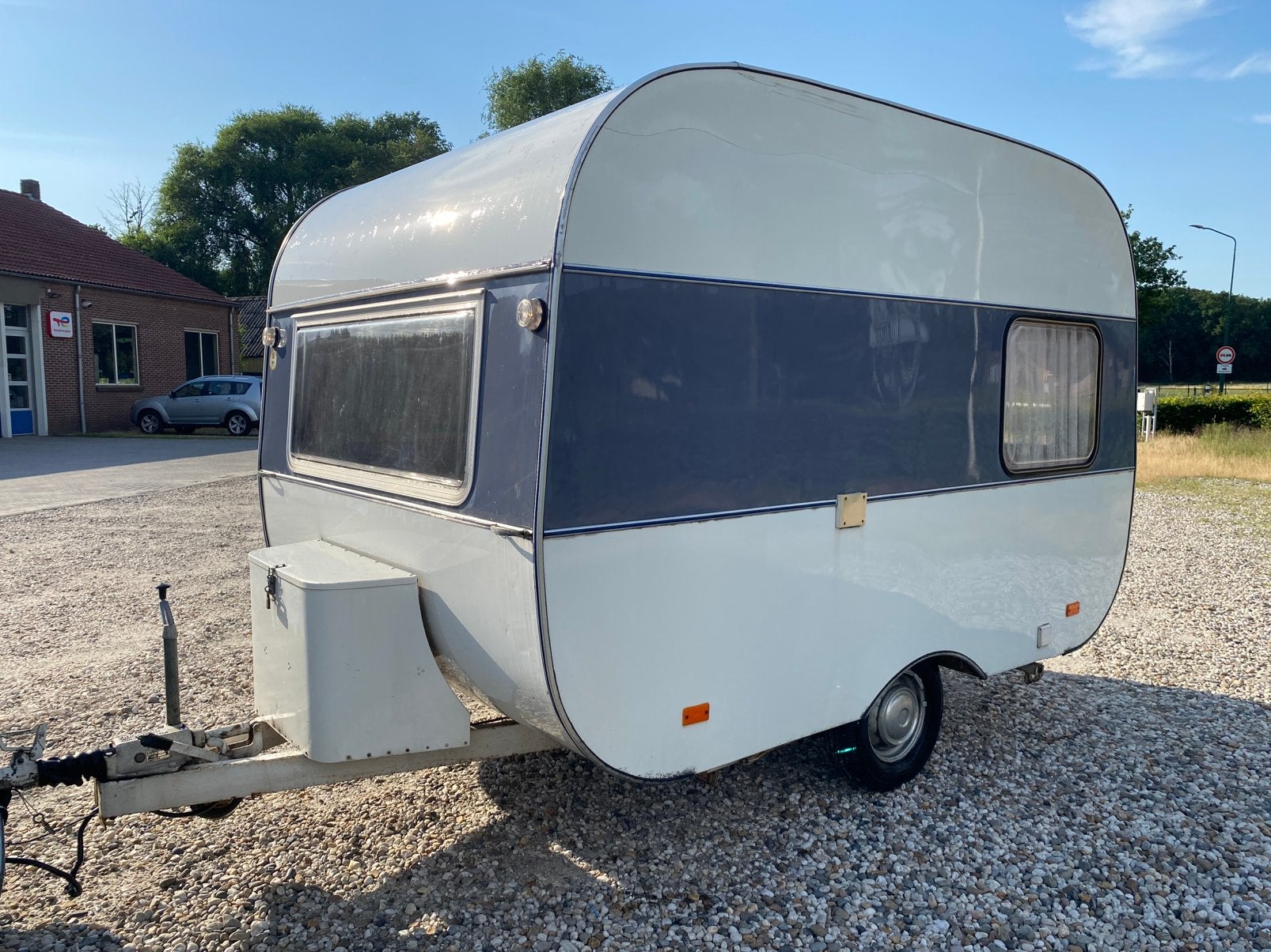Adria 305 SLB ->MTM 600kg (750kg) 🏖🏖, Auvent, Jusqu'à 4 m, Particulier, Siège standard