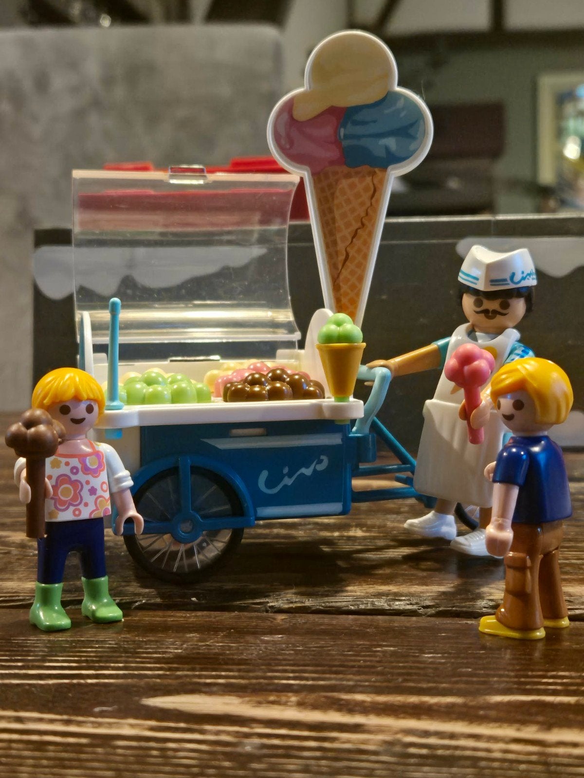 playmobil ijskar, Ophalen