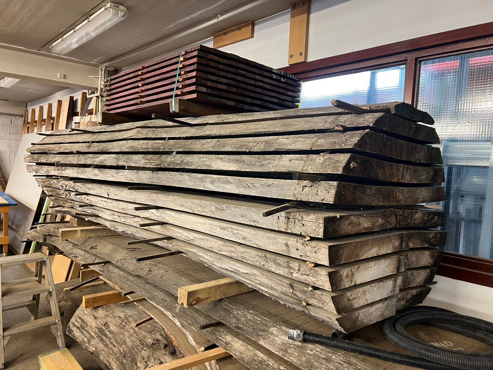 Boomstam tulpenhout, Doe-het-zelf en Bouw, Hout en Planken, Ophalen, Zo goed als nieuw