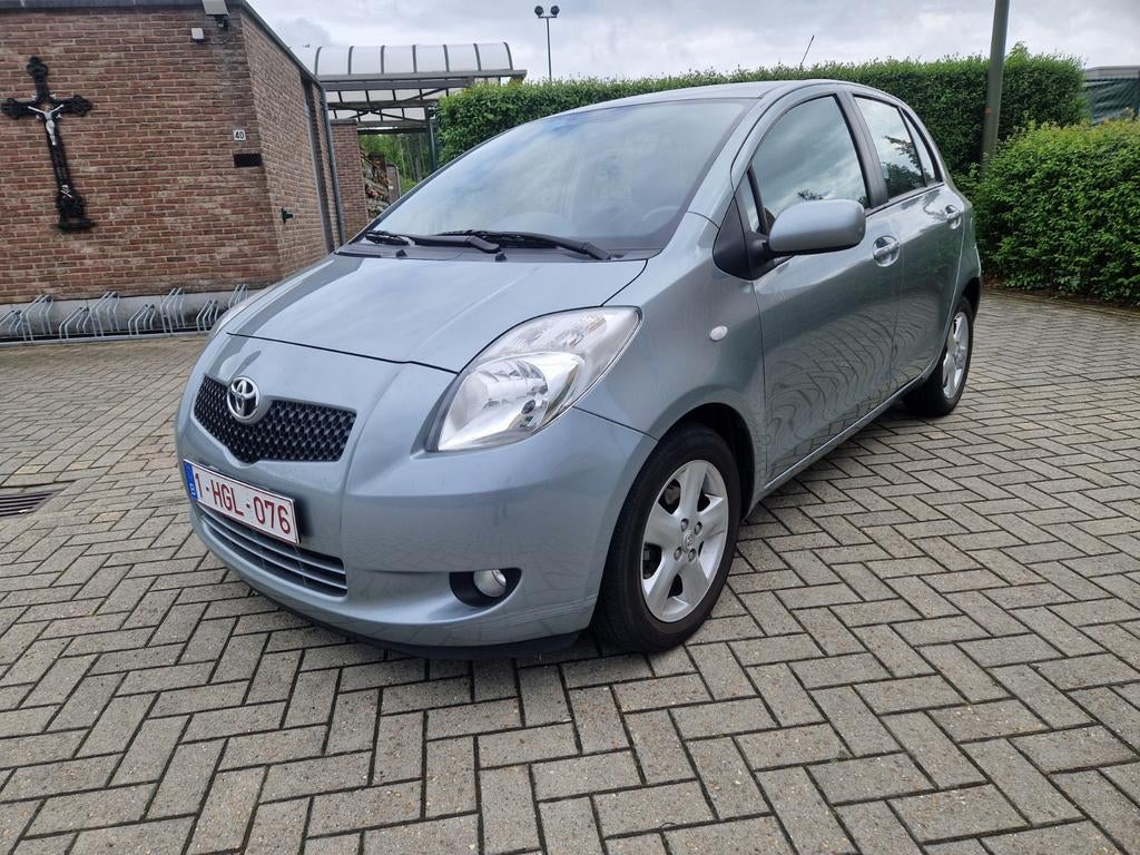 Toyota Yaris 1.3 SOL avec 59000km avec CT, Argent ou Gris, Achat, Entreprise, Boîte manuelle
