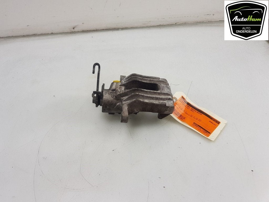 REMKLAUW RECHTS ACHTER Seat Ibiza V (KJB) (01-2017/-), Gebruikt, Postoffice@zf.com, Löwentaler Straße 20
88046  Friedrichshafen, DE
