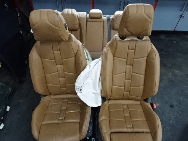 INTERIEUR COMPLET DS DS 7 Crossback (01-2017/12-2022), Taurusavenue 1
2132 LS  Hoofddorp, NL, Webaccessibility@stellantis.com