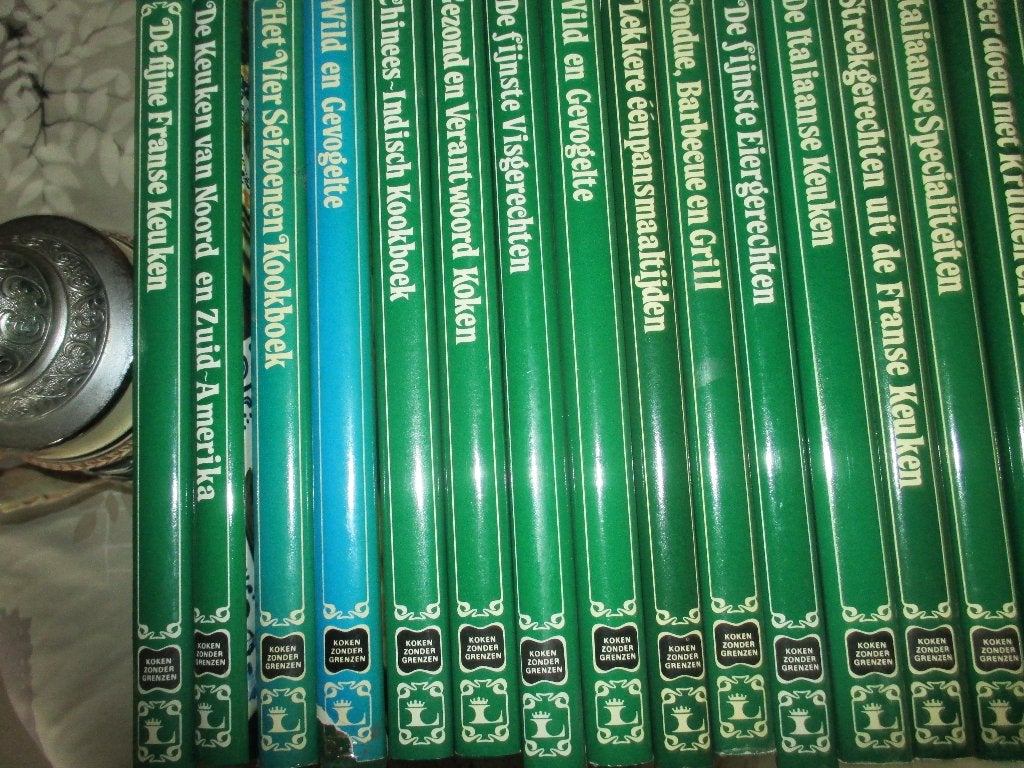 24 kookboeken, Livres, Enlèvement, Neuf