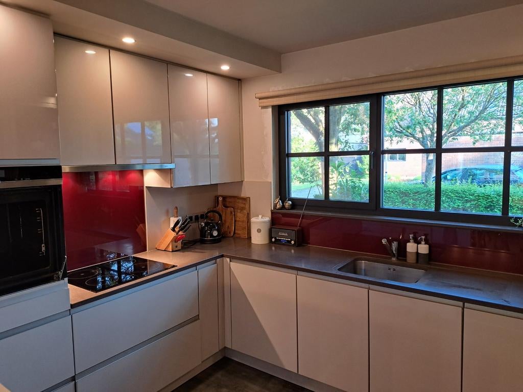 Keuken in prima staat, Ophalen